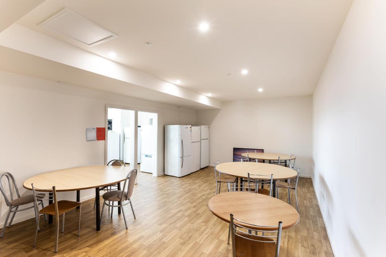 Rivers Apartments Motel Sale Gippsland Exterior photo