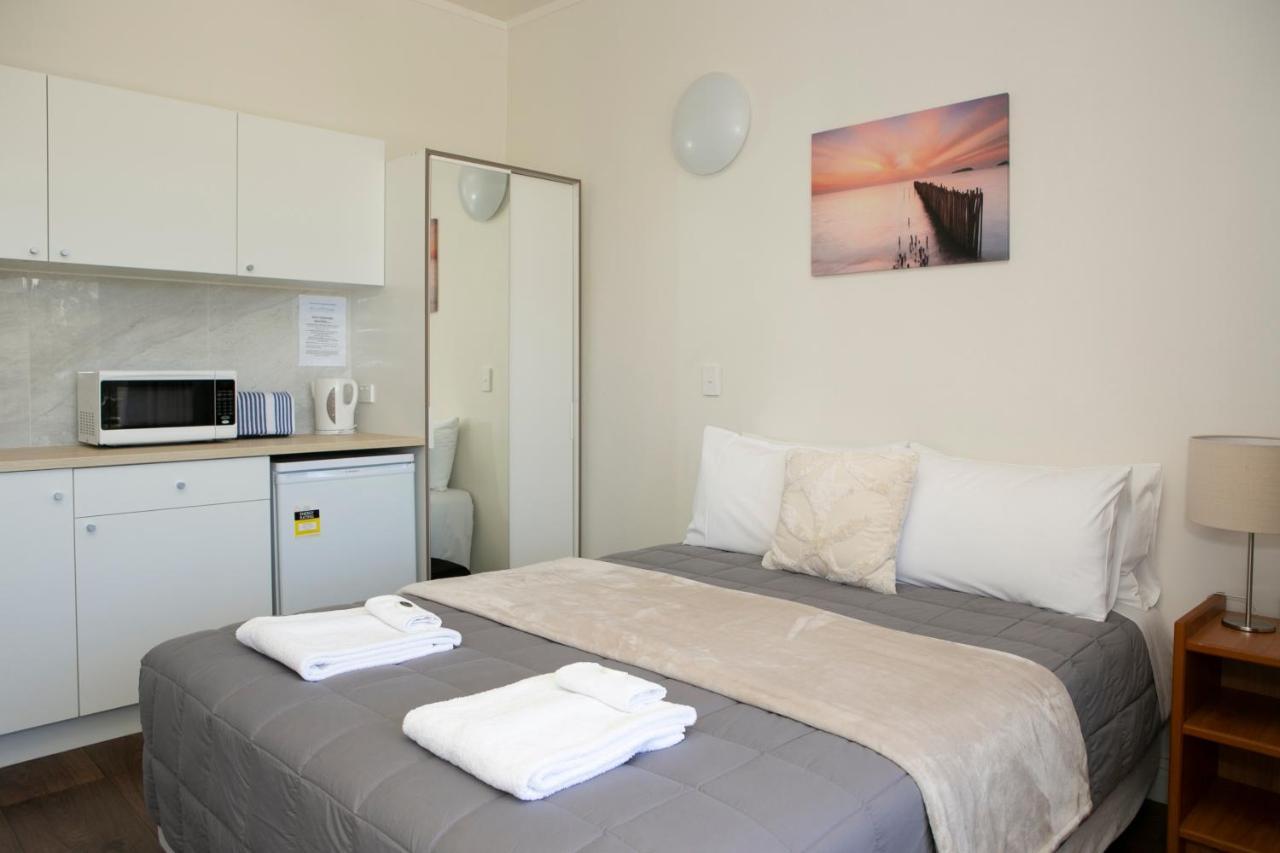 Rivers Apartments Motel Sale Gippsland Exterior photo